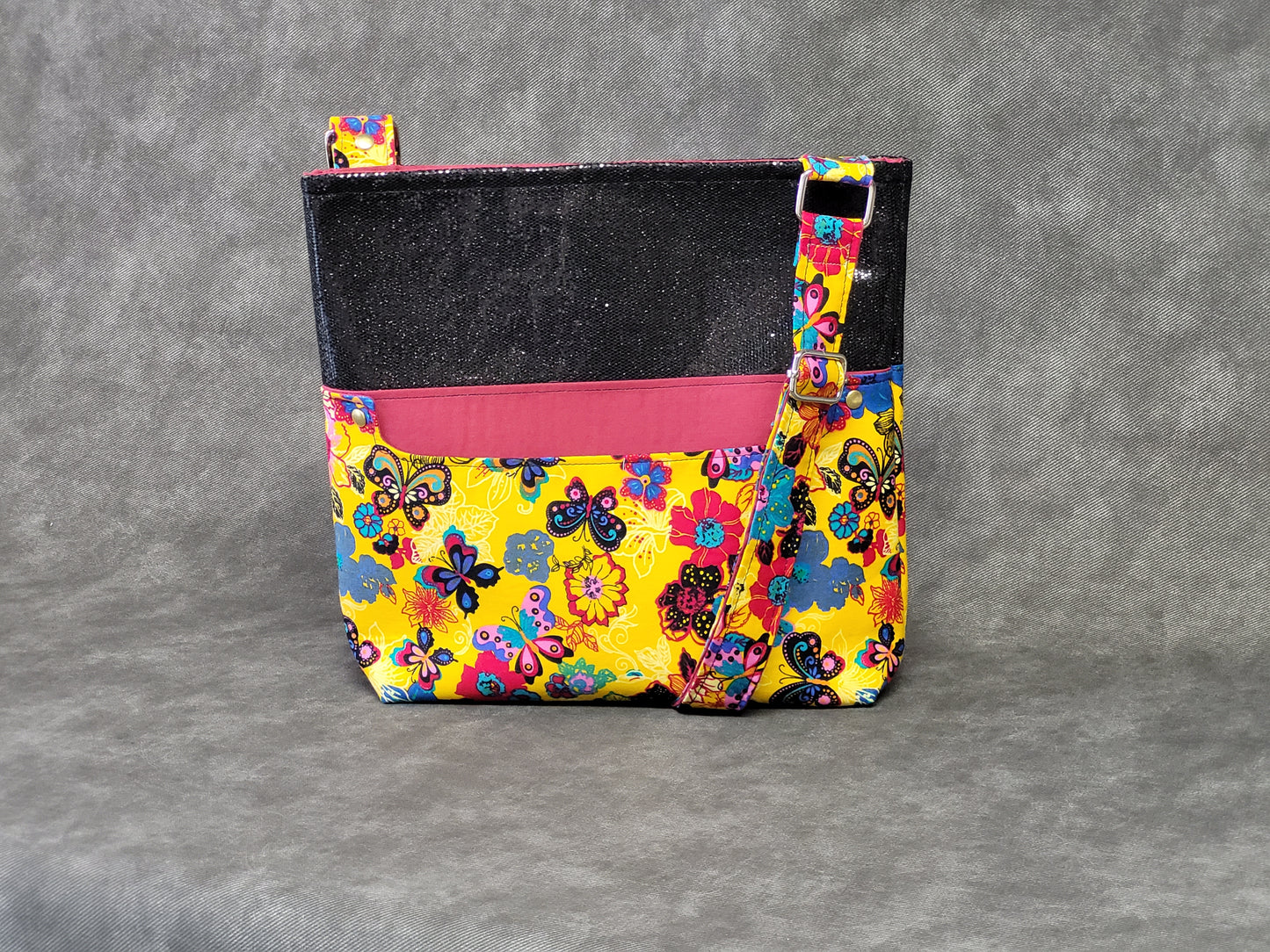Teloujay - Crossbody - Medium