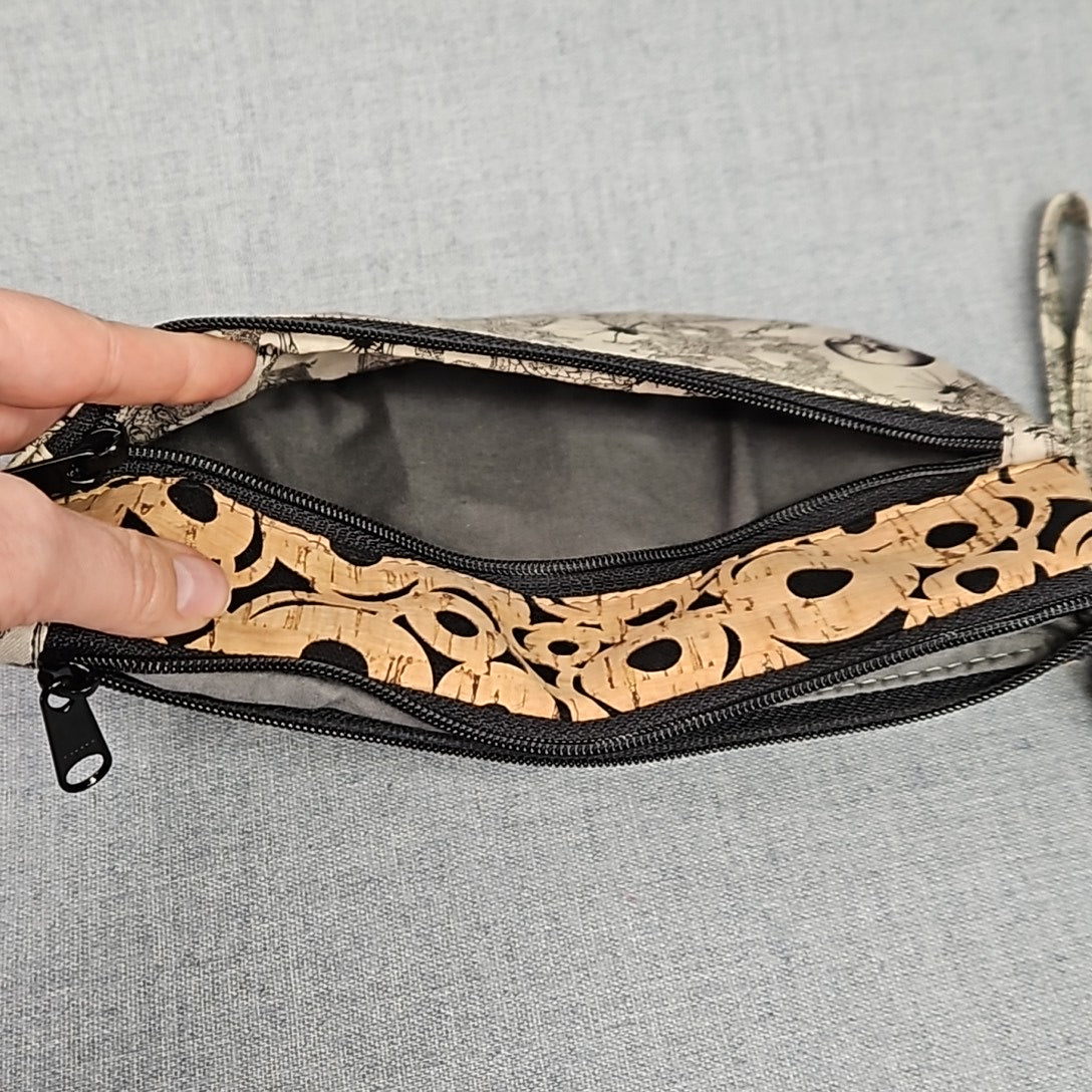 Manhattan - Wristlet