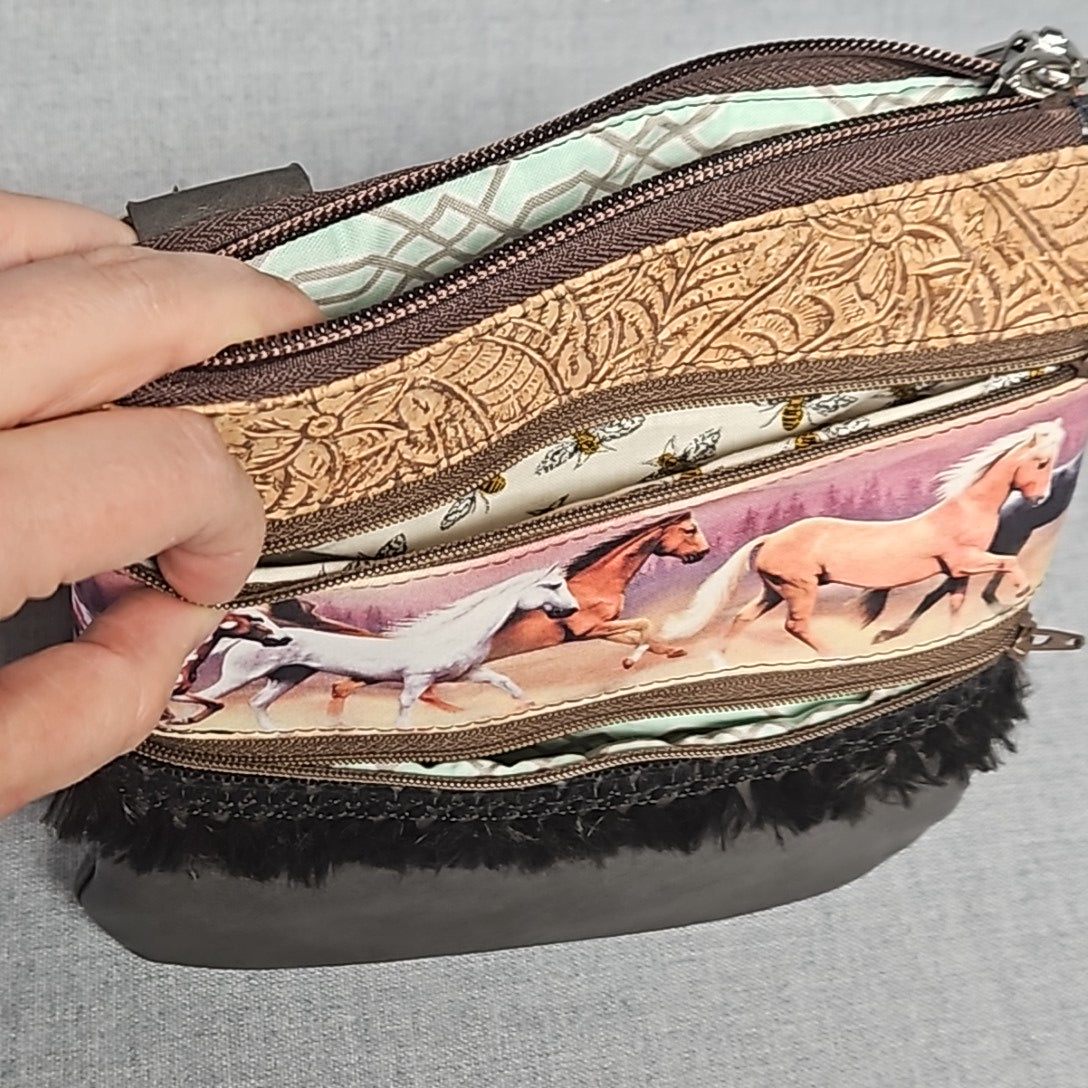 Zippy - Crossbody - Small