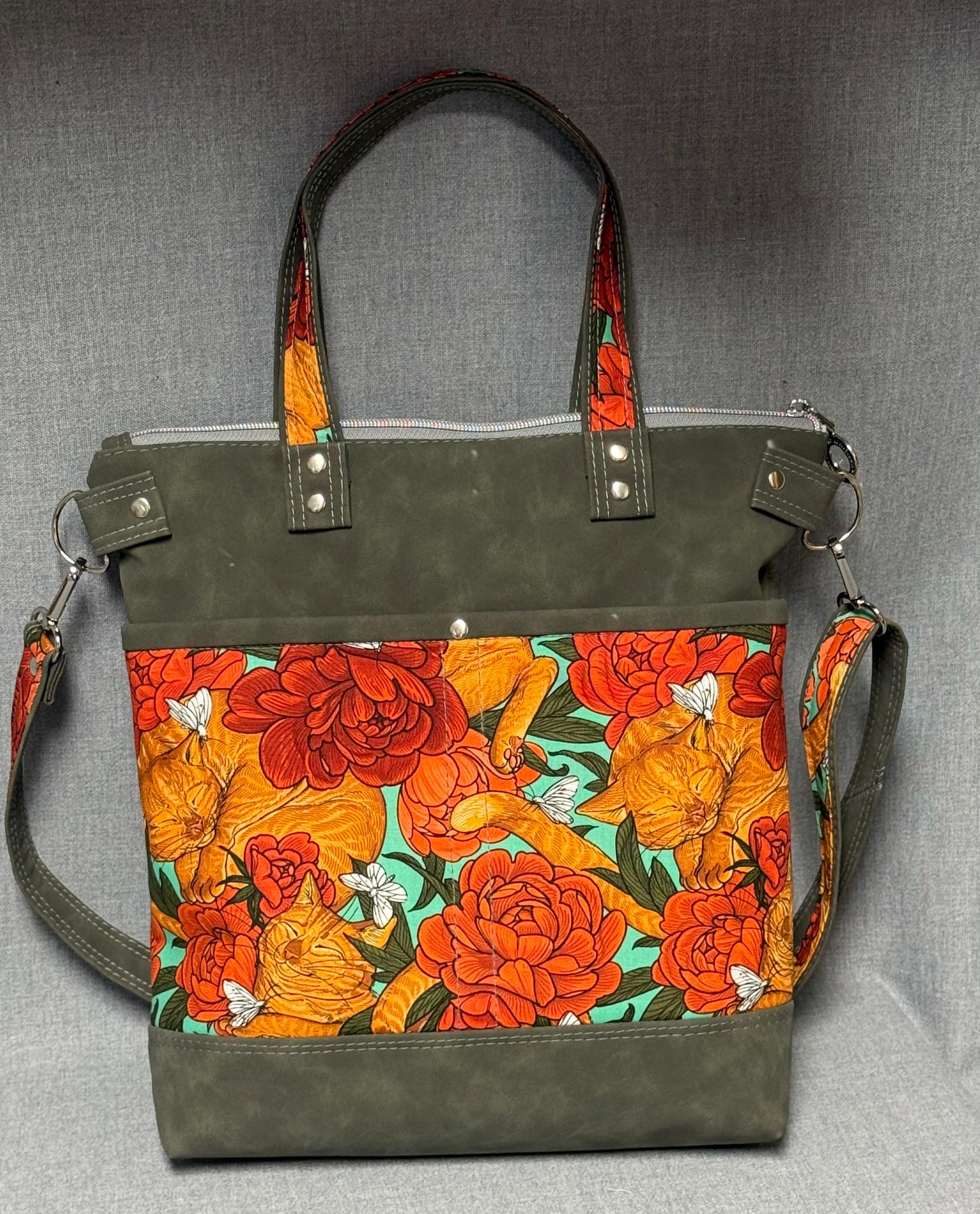 Aberdeen - Large Crossbody Tote