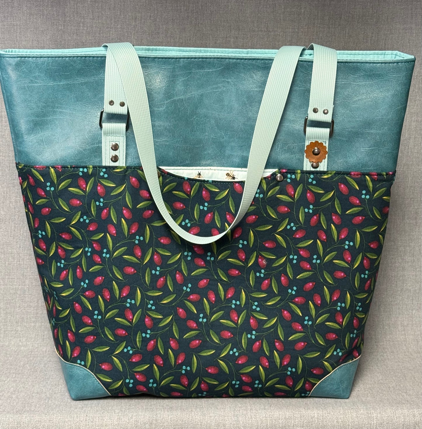 Classic Market Tote