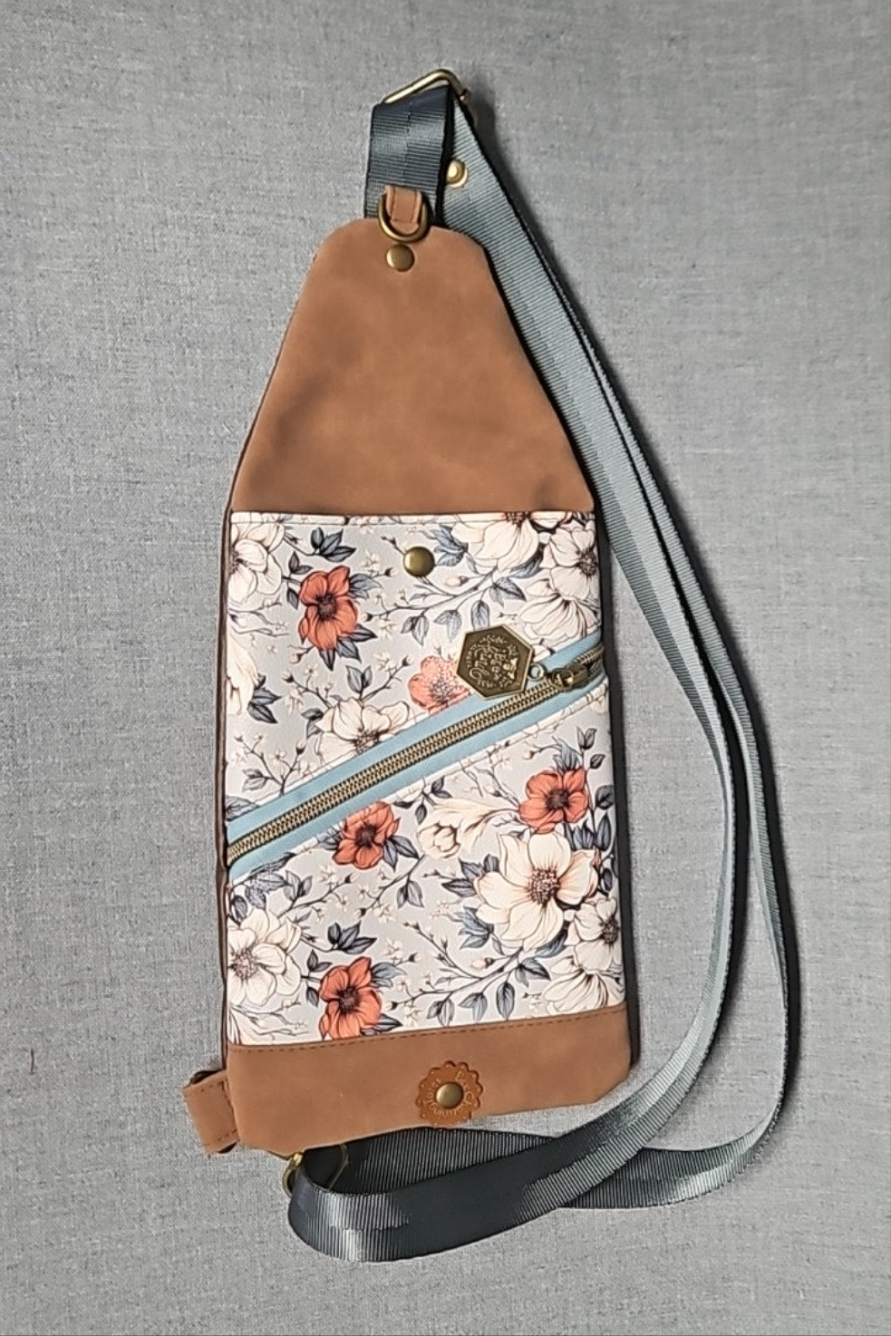Sling - Crossbody - Mini