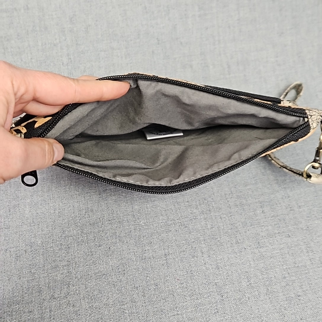 Dark Beauty - Wristlet