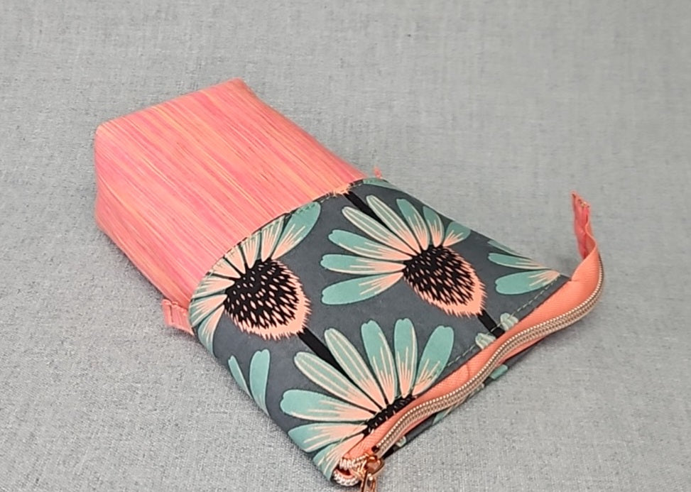 Flowerpot pencil case