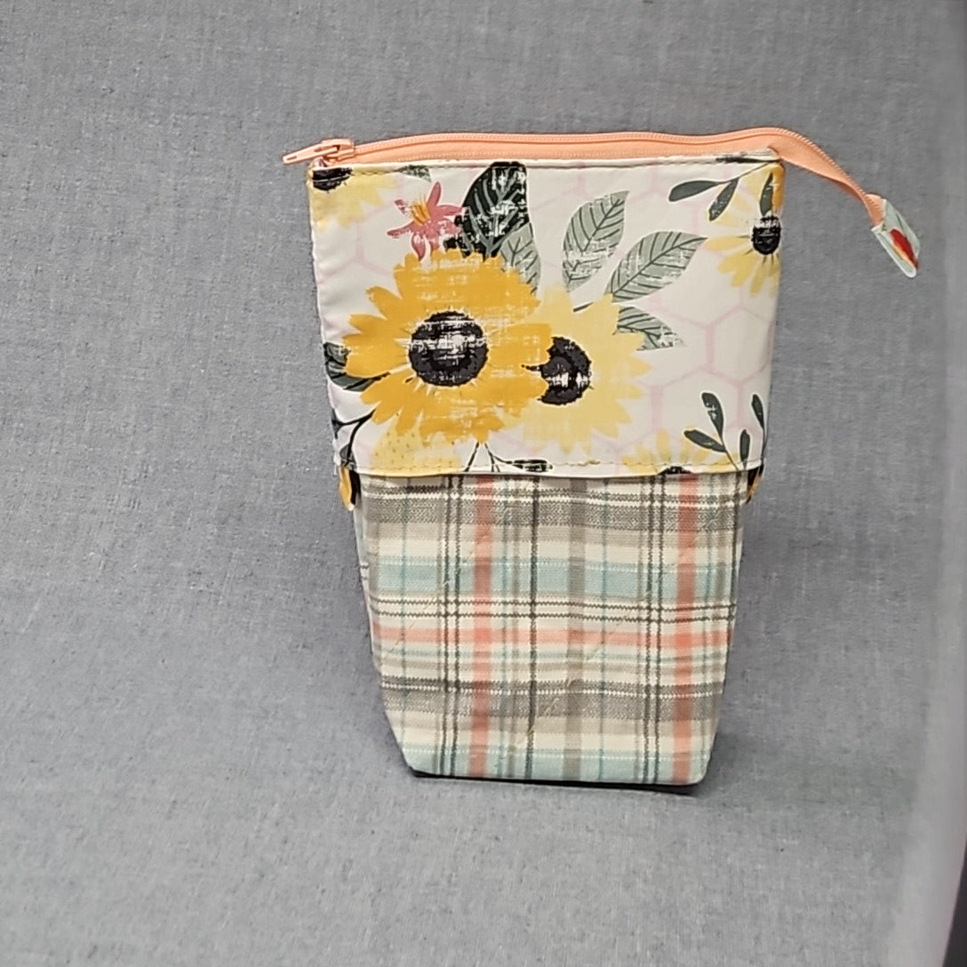 Flowerpot pencil case