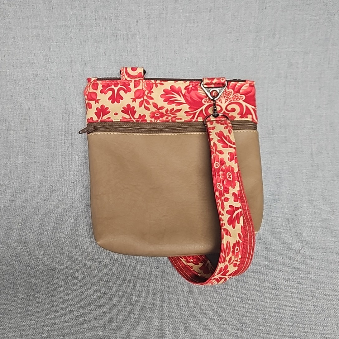 Zippy- Small crossbody