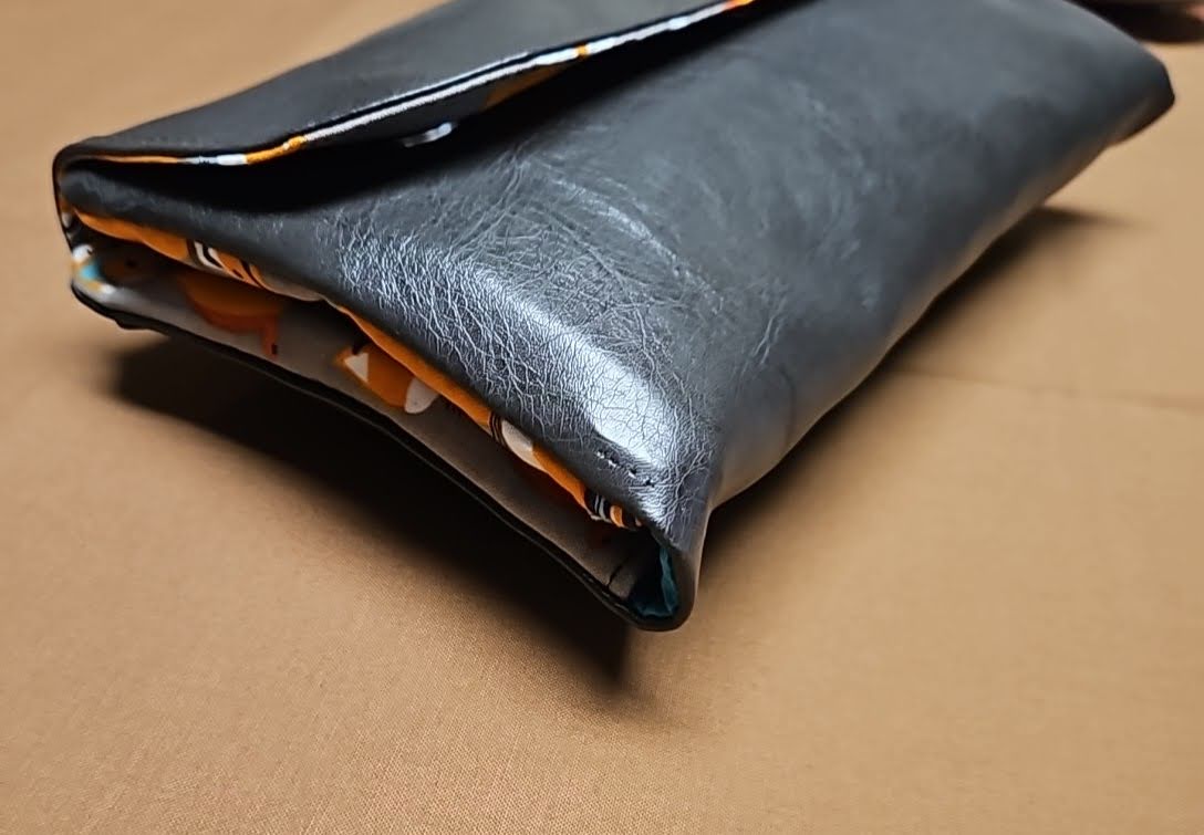 Diaper Changing Pad - Clutch
